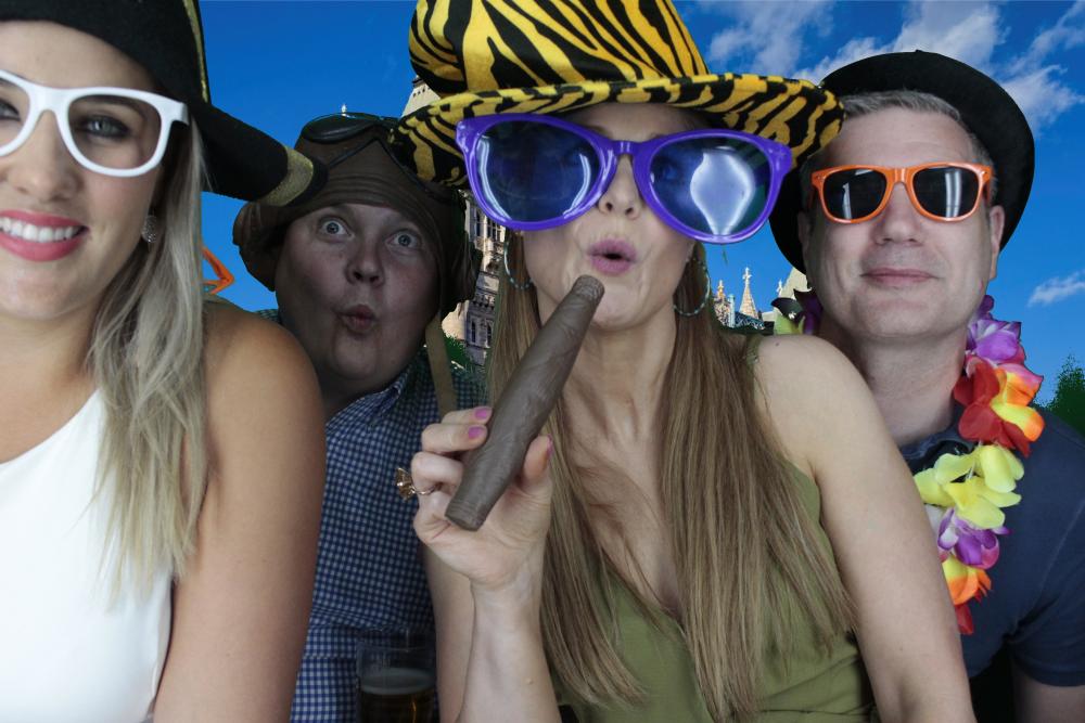 DHL South Regional Meeting | View more photos from the event at gallery.myphotoboothexperience.co.uk/u/MyPhotoBoothExperienceLtd/DHL-South-Regional-Meeting